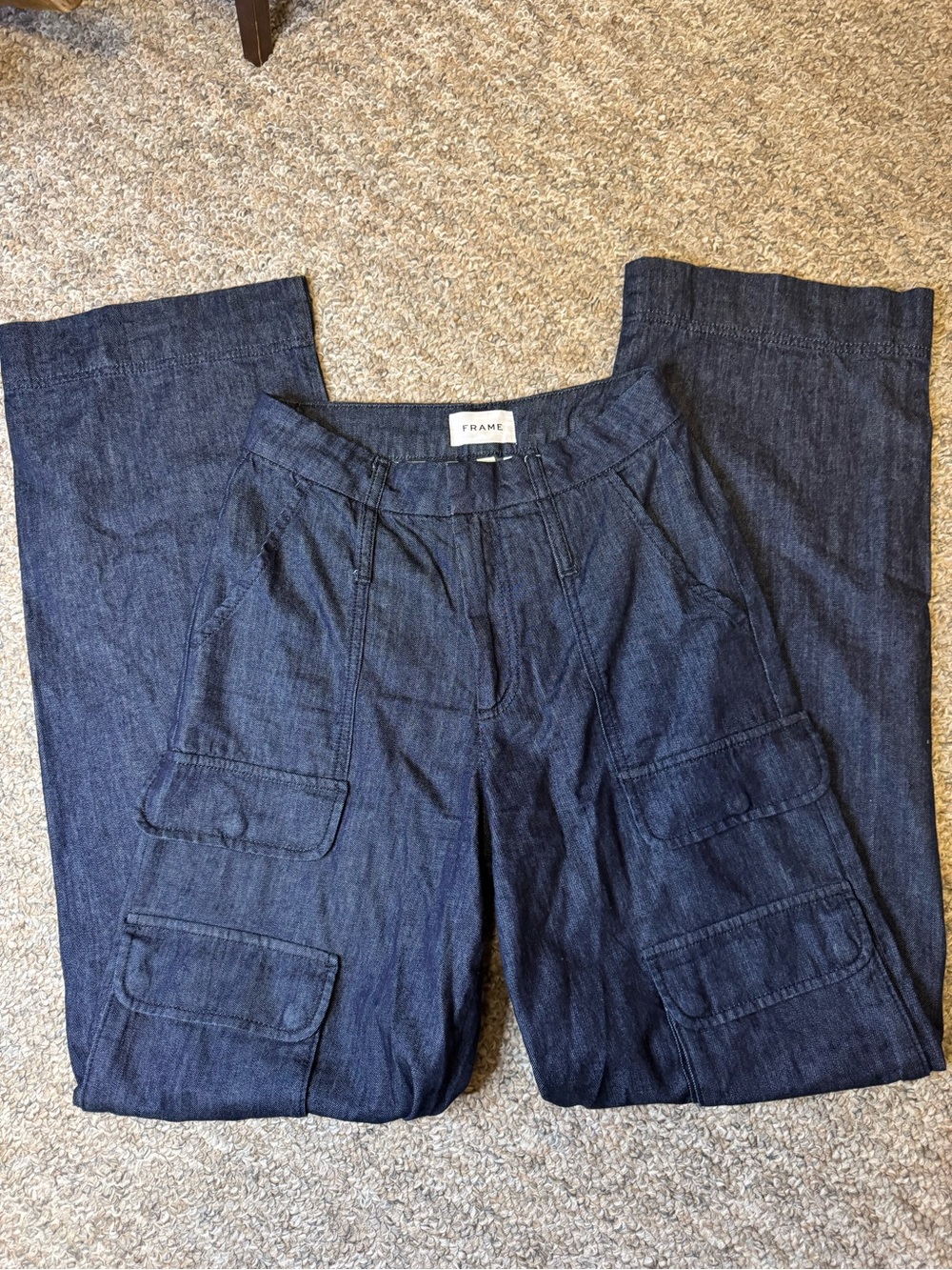 FRAME relaxed straight high-rise cargo jeans